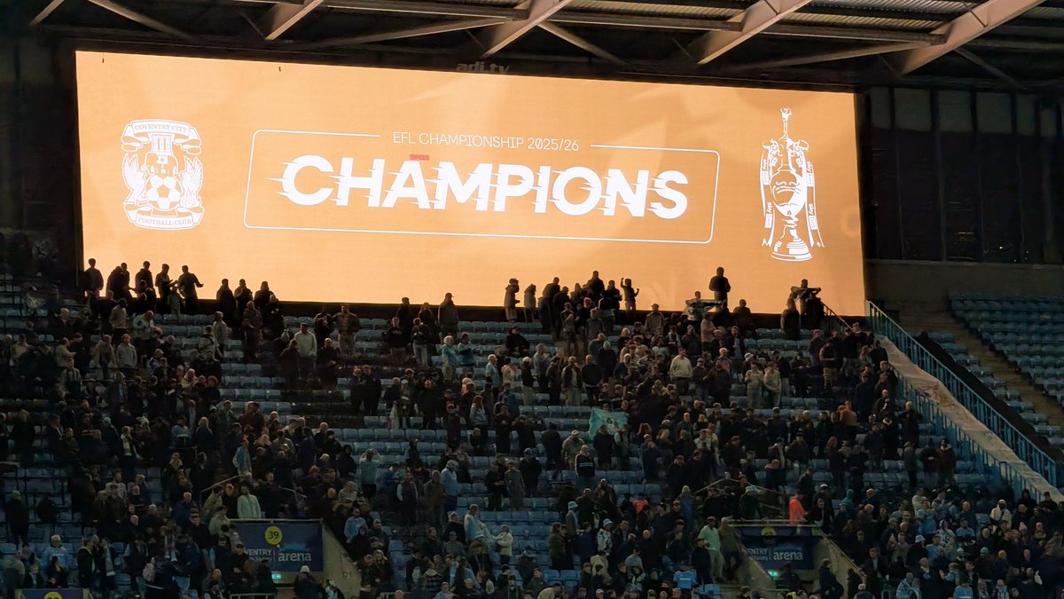 GazR83's tweet photo. @Coventry_City Yes we are !! 🏆  #PUSB https://t.co/Hmg0yuthdE