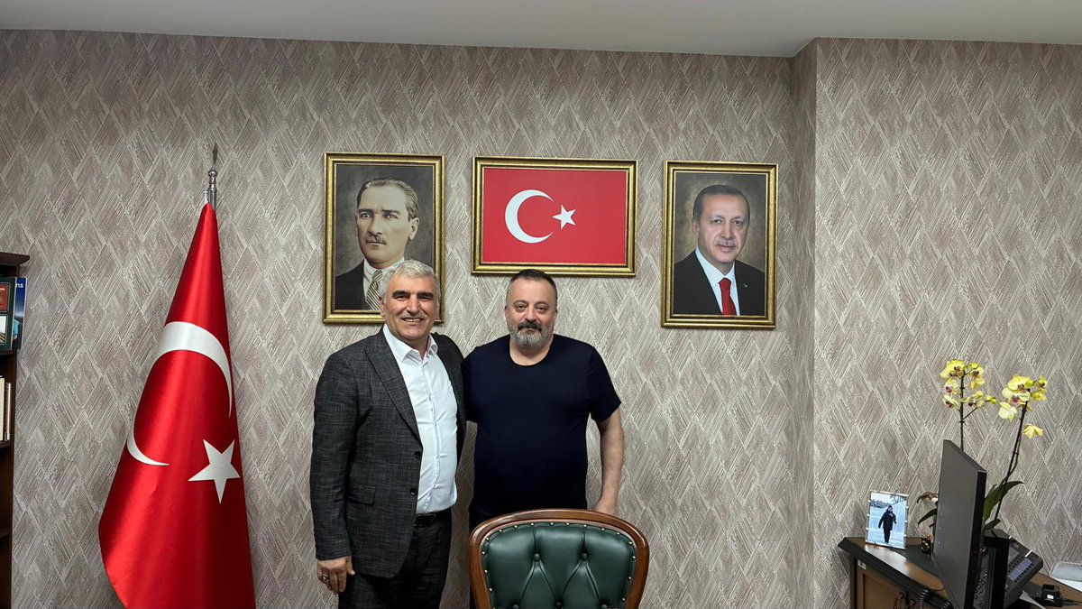 HalitKat4's tweet photo. Sultanbeyli Bl Bşk. Yrd. Kıymetli dostum Sn. Murat Selim Kurt makamında ziyaret ettim 

Sn. Başkanın İlgi alaka ve misafirperverliği için çok teşekkür eder çalışmalarında üstün başarılar dilerim https://t.co/Wct8rvR5X0