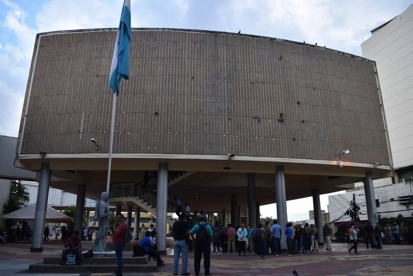 Noticiero Al Día 🇭🇳🎥🎤 tweet media