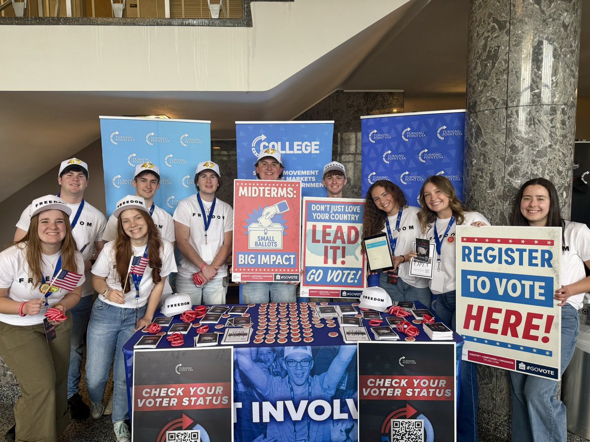 Check your voter status before the midterm elections! 🗳️

Our <a href="/TPUSA/">Turning Point USA</a> leaders are out here mobilizing students and getting them to check their voter status before <a href="/VivekGRamaswamy/">Vivek Ramaswamy</a>, <a href="/_ItsSavannah_/">Savannah Chrisley</a>  and <a href="/LawrenceBJones3/">Lawrence Jones III</a> take the stage at the OSU tour stop!🇺🇸