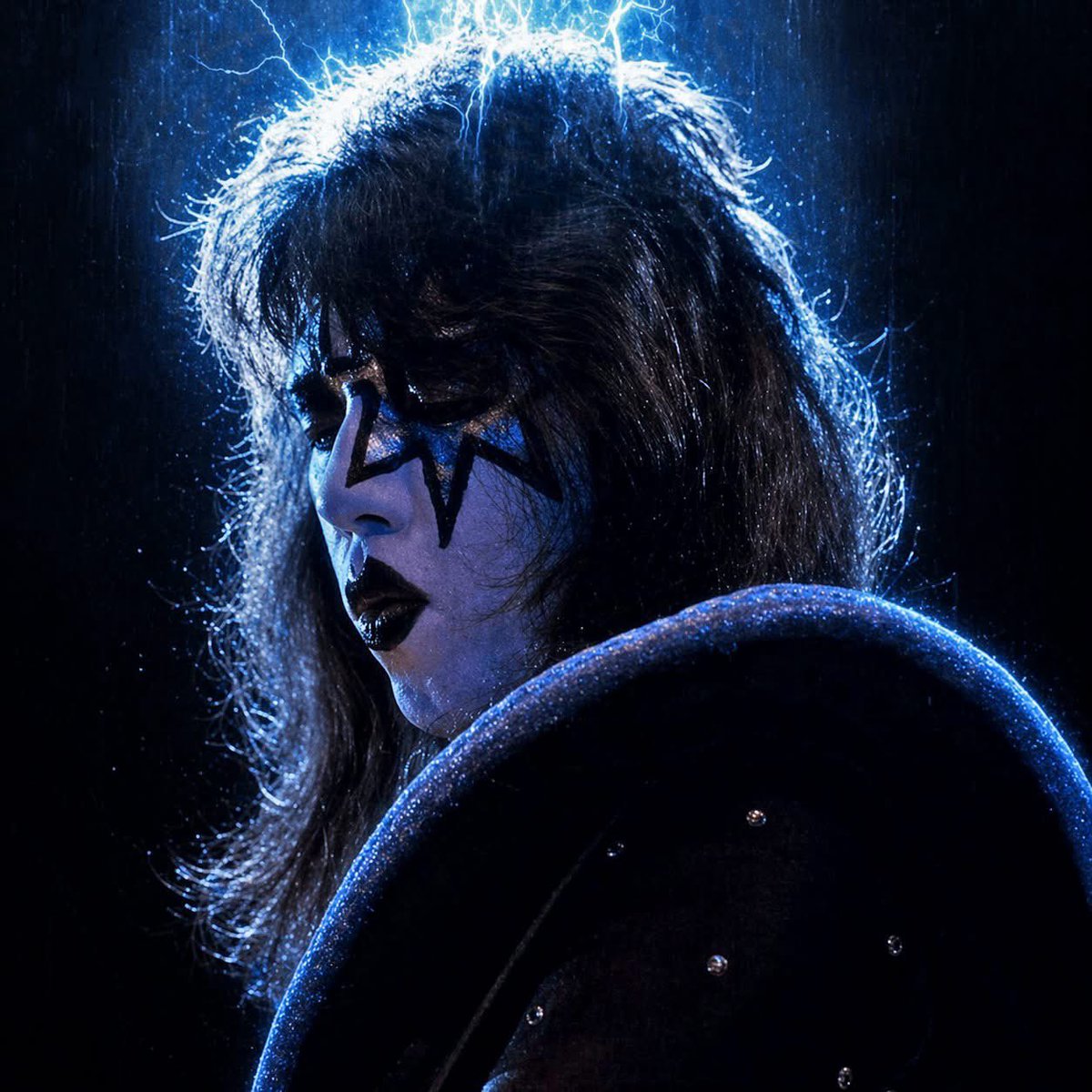This is absolutely stunning! WOW!
#70sKISS⚡️