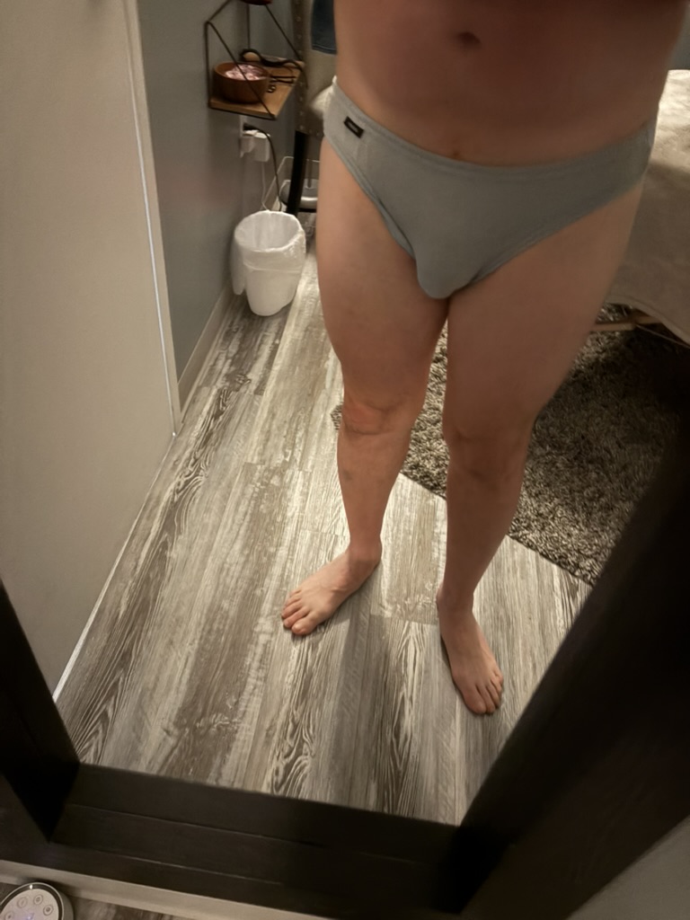 MMFLuvrBi tweet media