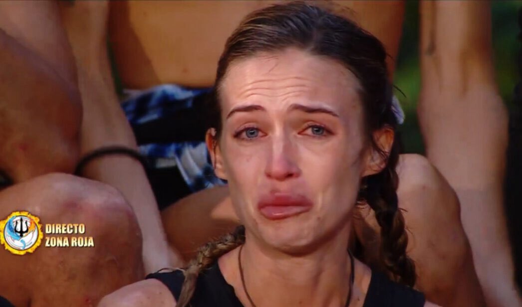 A todo esto. 

Gerard llama put4 a Claudia, y su amiga Almudena no es capaz de decir nada sobre el tema. 

Madre mía, para amigas como Almudena, para que tener enemigos…  #TierraDeNadie7