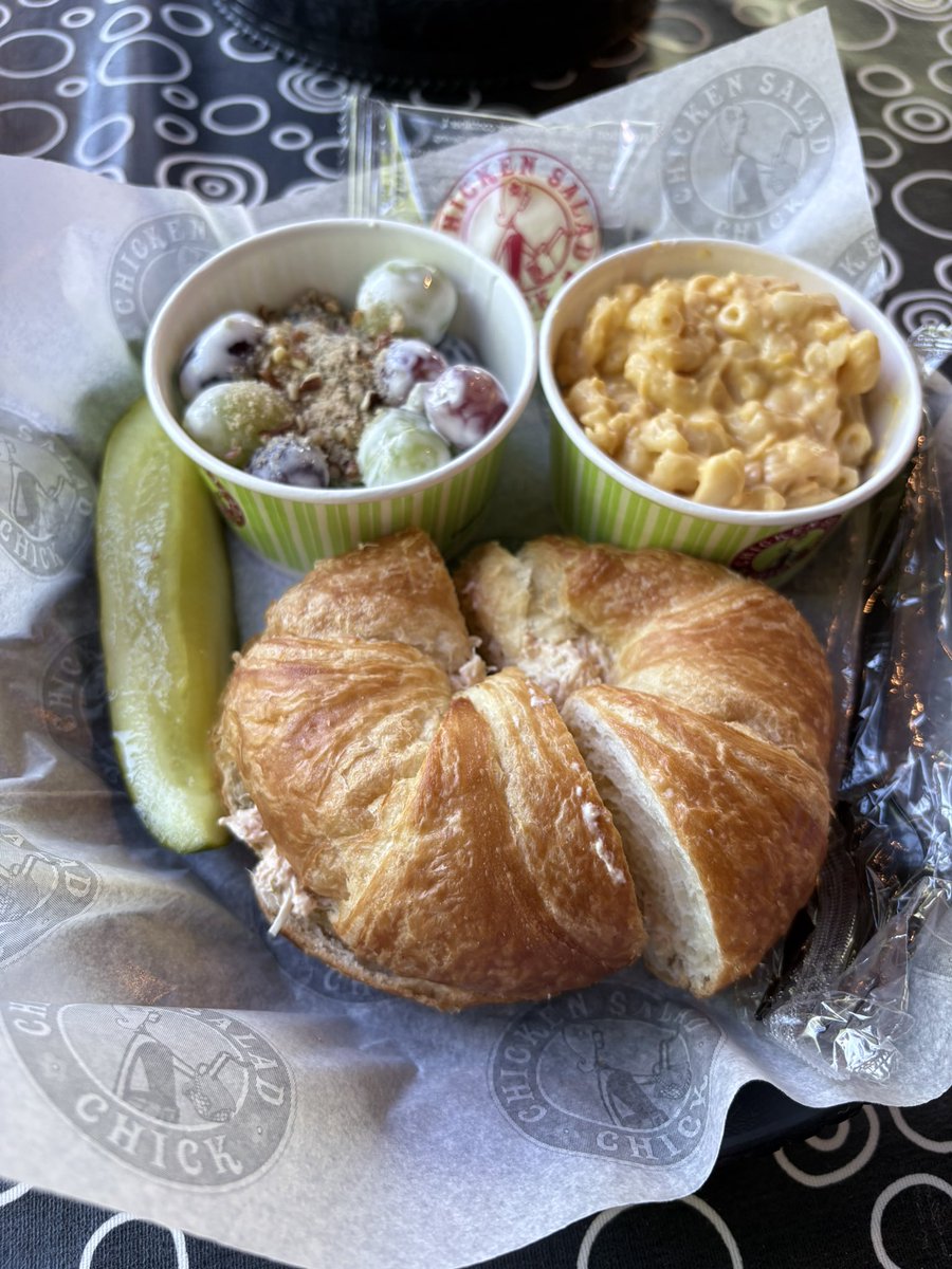 trey_legette's tweet image. Chicken Salad Chick for dinner 
#chickensaladchick #yummy