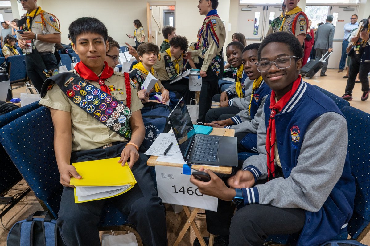 Visitor Magazine tweet media