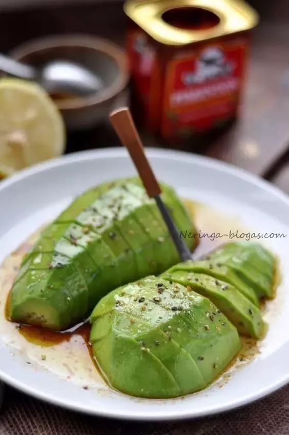 Alice in wonderland tweet media