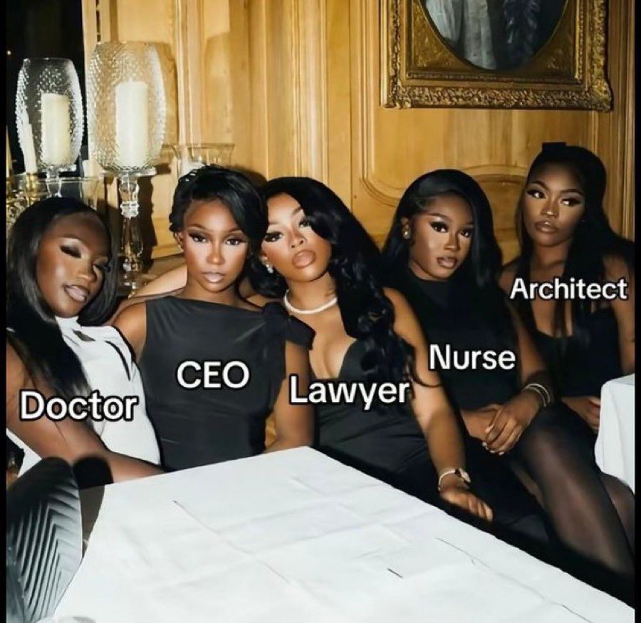 Lee Ann fans page tweet media