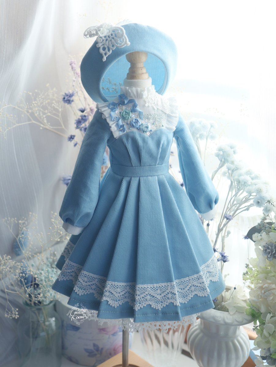 【ゲリラ販売】
「1/4size 冬薔薇のドレスセット　ペールブルー」
過去に販売したベビーブルーとは別の生地で優しい色合いです。