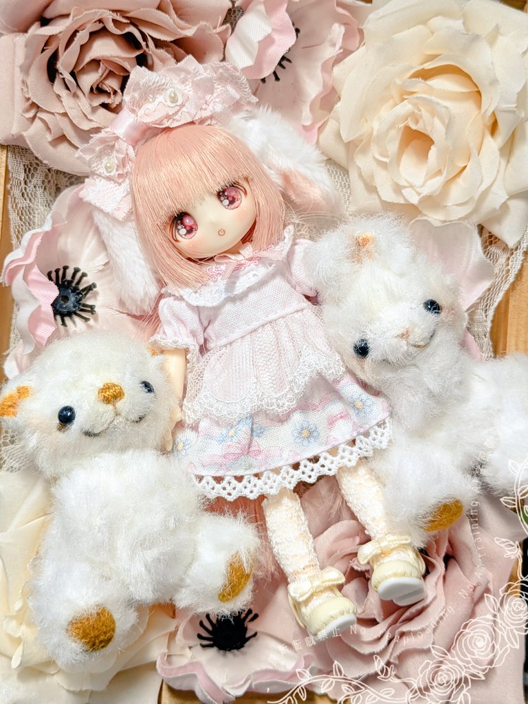 みつみさ tweet media