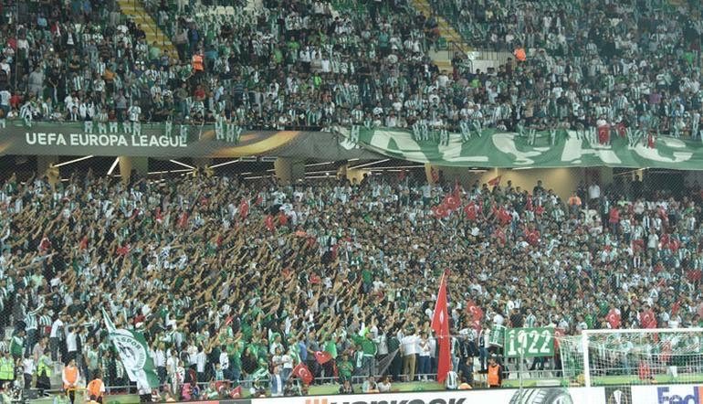 нαѕαη єкєℓİк tweet media