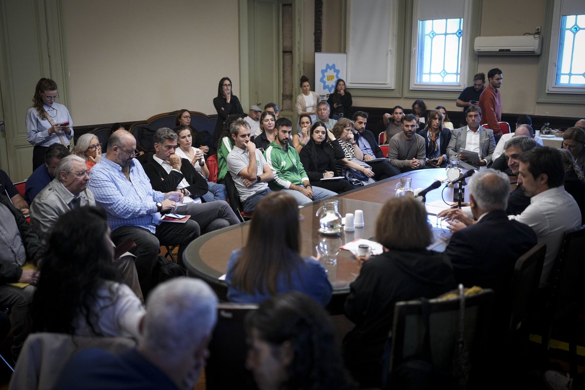Diputados UP tweet media