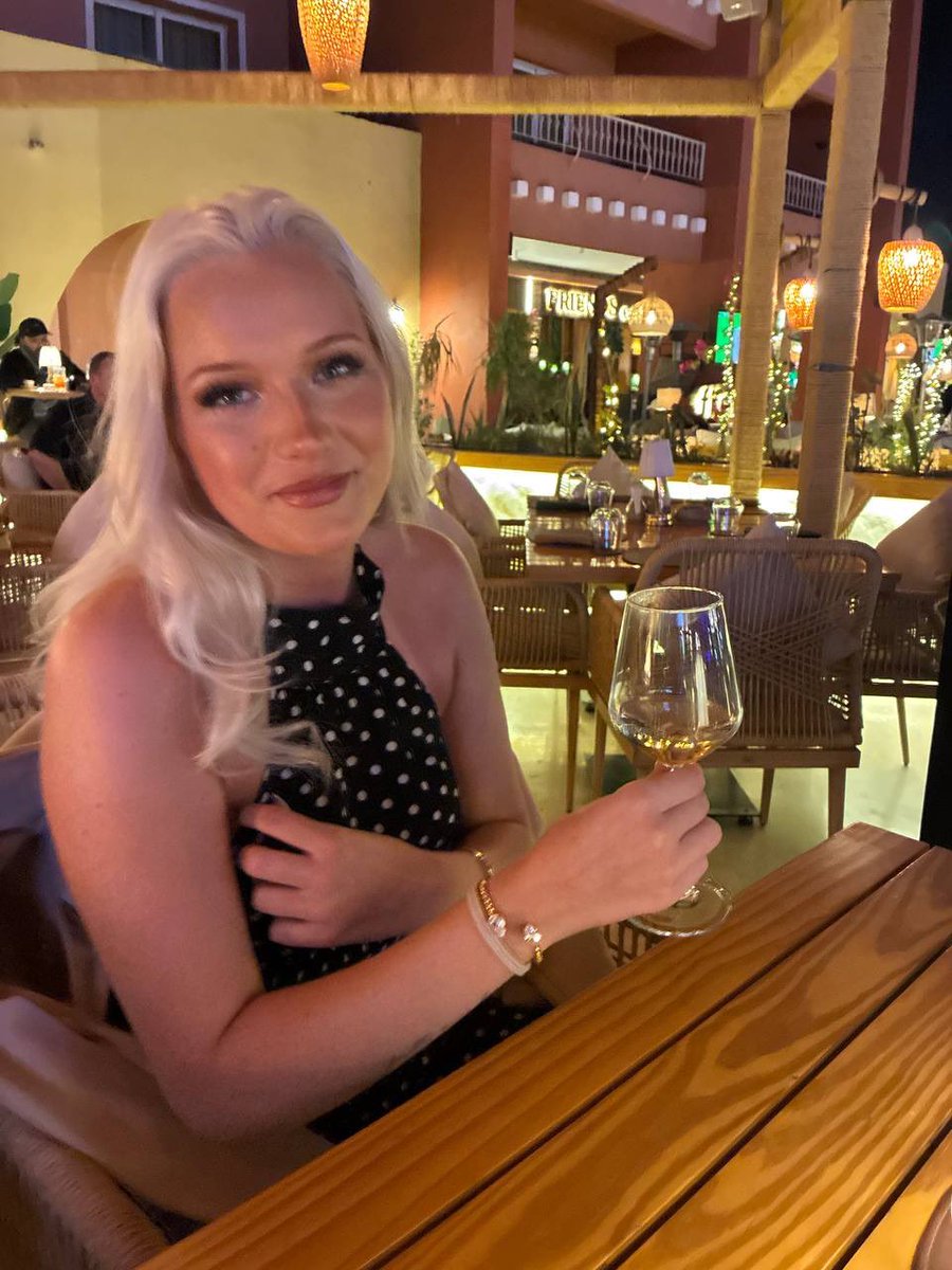 BerryBusig tweet media