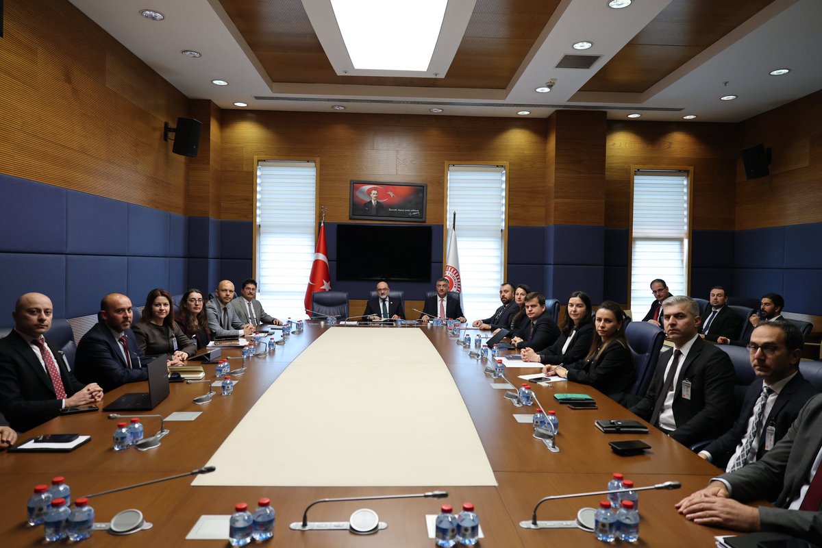 MuratCahidCINGI's tweet photo. CINGI'DAN BİNA ZİRVESİ https://t.co/NRckhzsd12 #interpress
@tvkayseri @akpartikayseri @ekonomiisleri @akparti @csbgovtr @tcbestepe https://t.co/ypuegTHFG8
