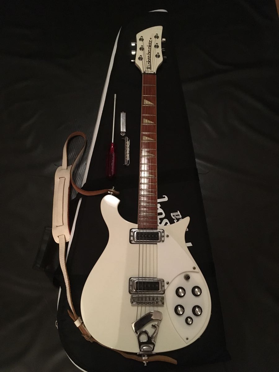 PekePhone's tweet image. 620Snowglo
美しすぐてキュンタヒ_(:3」∠)_

#Rickenbacker