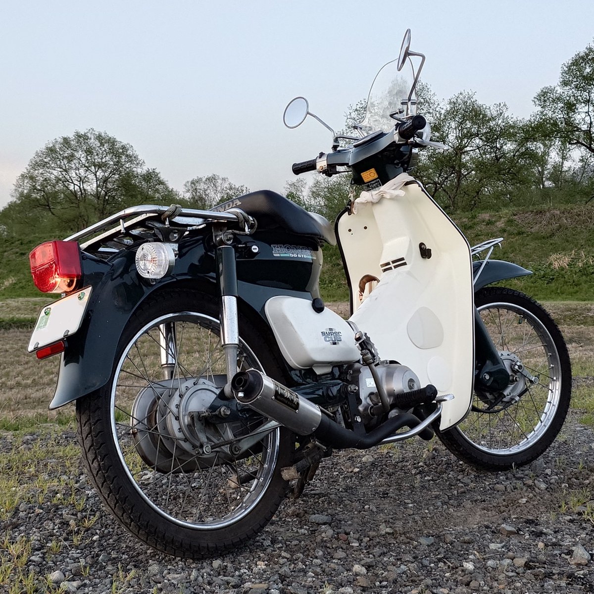 カンワ tweet media