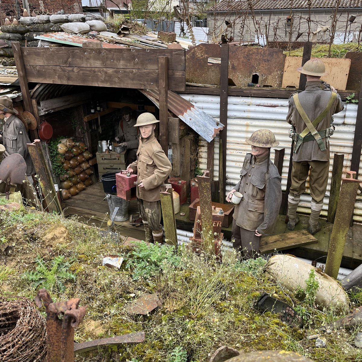 La Tranchée tweet media