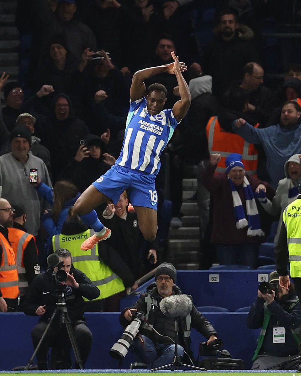 Danny Welbeck tweet media