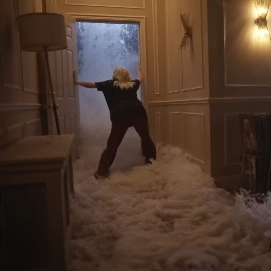 jay loves drop dead 🩷🤍🎸 tweet media