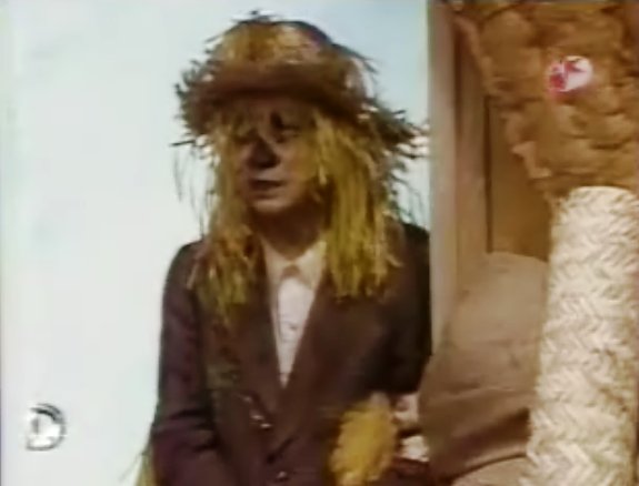 El actor Ricardo de Pascual siempre será recordado por mi generación por haber interpretado al personaje de Panfleto Poca Paja en la serie educativa infantil el Tesoro del Saber en la década de 1980. Gracias a esa serie miles de niños en América Latina aprendimos mucho. QEPD.