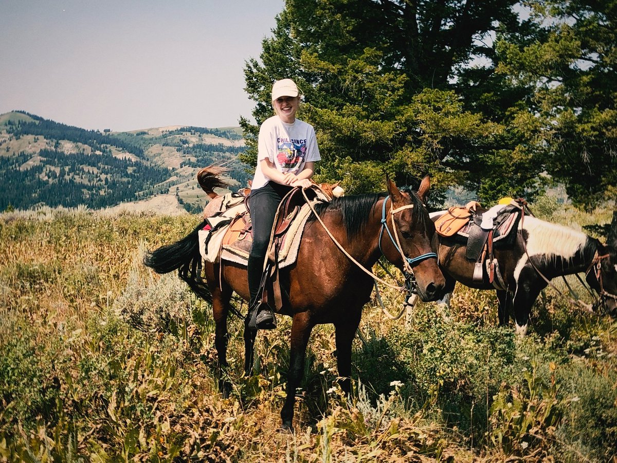 PizzaQueen1990's tweet image. Found these gems in my camera roll and now I’m officially in my feelings. Everything was just so perfect back then. #Throwback #HappyPlace #Wanderlust #GoldenDays