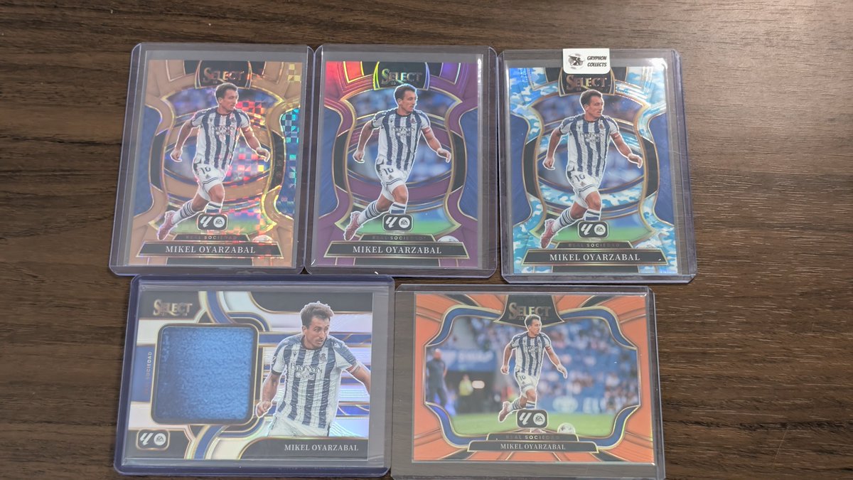 moerscards tweet media