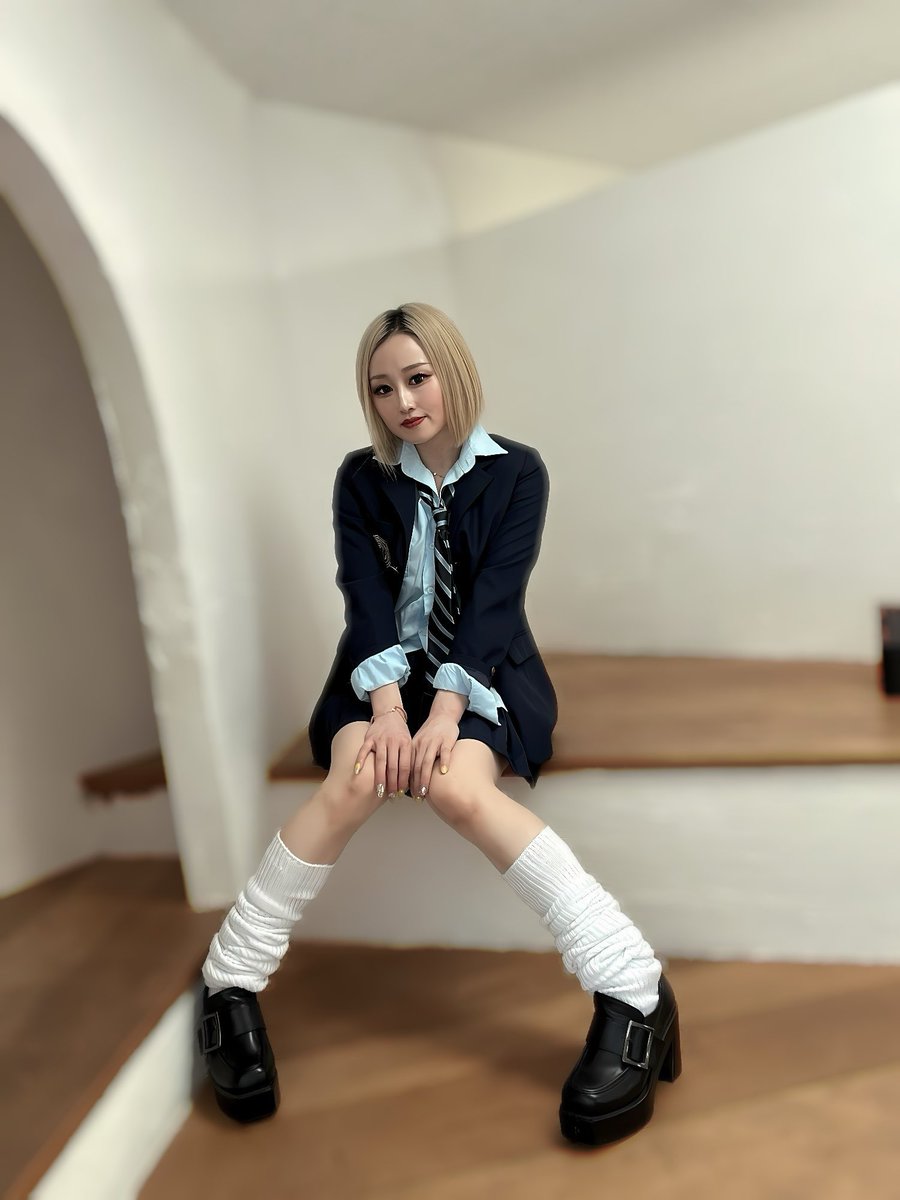 まお@バーレスク大阪 tweet media