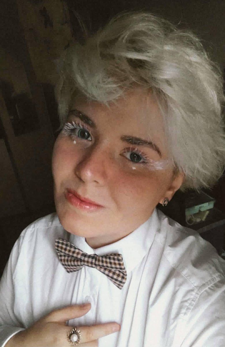 кнут и пряник tweet media