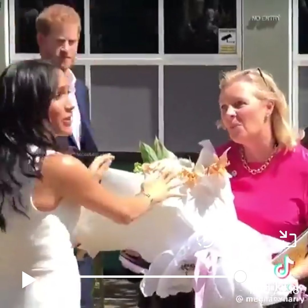 𝔻𝕚𝕧𝕚𝕟𝕖𝕝𝕪 𝔸𝕟𝕟𝕖 🛡️H🌺M🌺A🌺L🛡️ tweet media