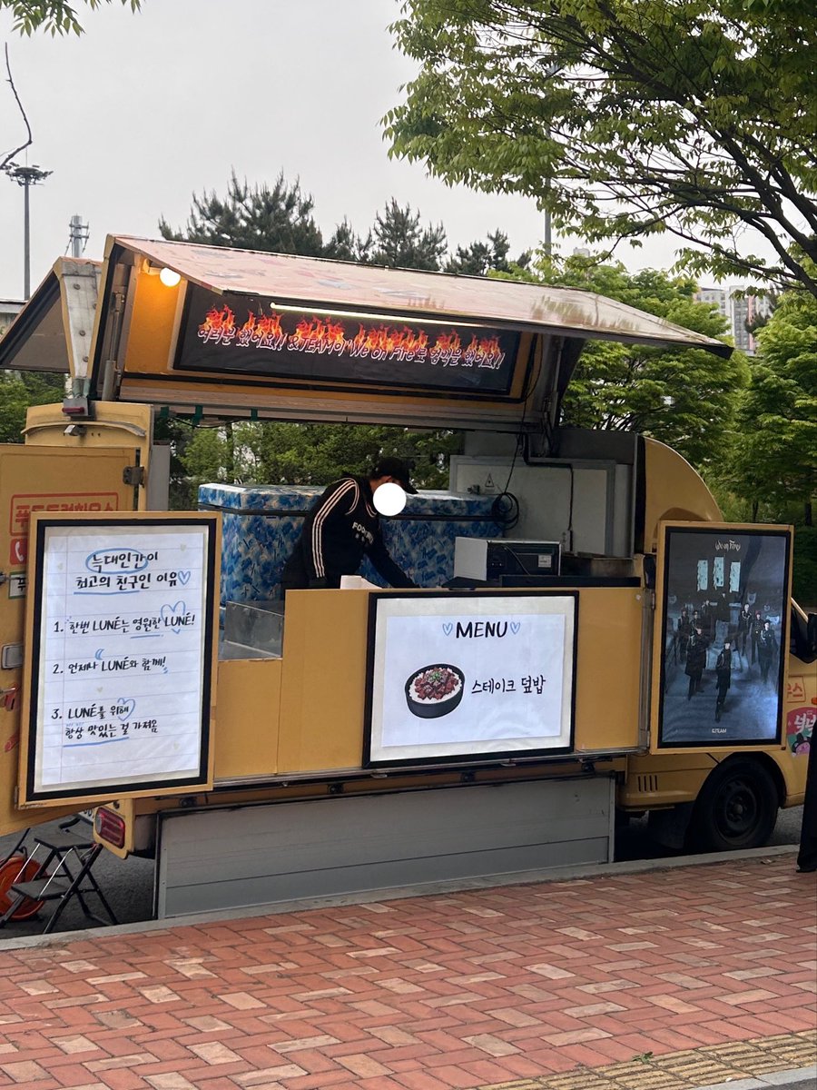 mukkii00's tweet photo. 야르룽🫰🥵 https://t.co/5Ge5YQkSlr