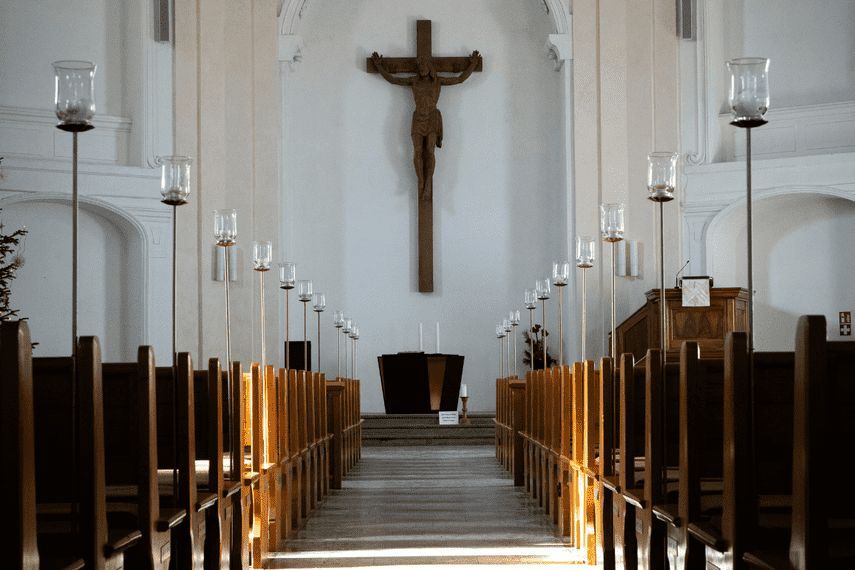 will_cardi's tweet image. God’s plan for salvation cannot be stopped, even by persecution or rejection. The early Church’s struggles show that even setbacks can serve God’s greater #purpose. True #faith is about trusting in His providence, living with #humility, and allowing the name of #Jesus to bring