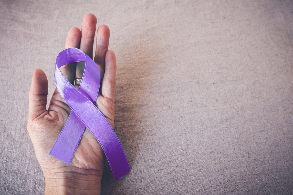 HSpecialSurgery's tweet photo. This May, HSS recognizes Lupus Awareness Month with free in-person and virtual events focused on education, connection, and support.

Register and explore the full calendar of events today: https://t.co/Km83TKTLEP https://t.co/DAWi7SejJy
