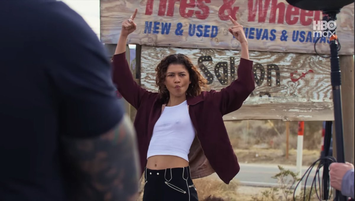 khlaudiaa's tweet image. #needthat #dada #papi