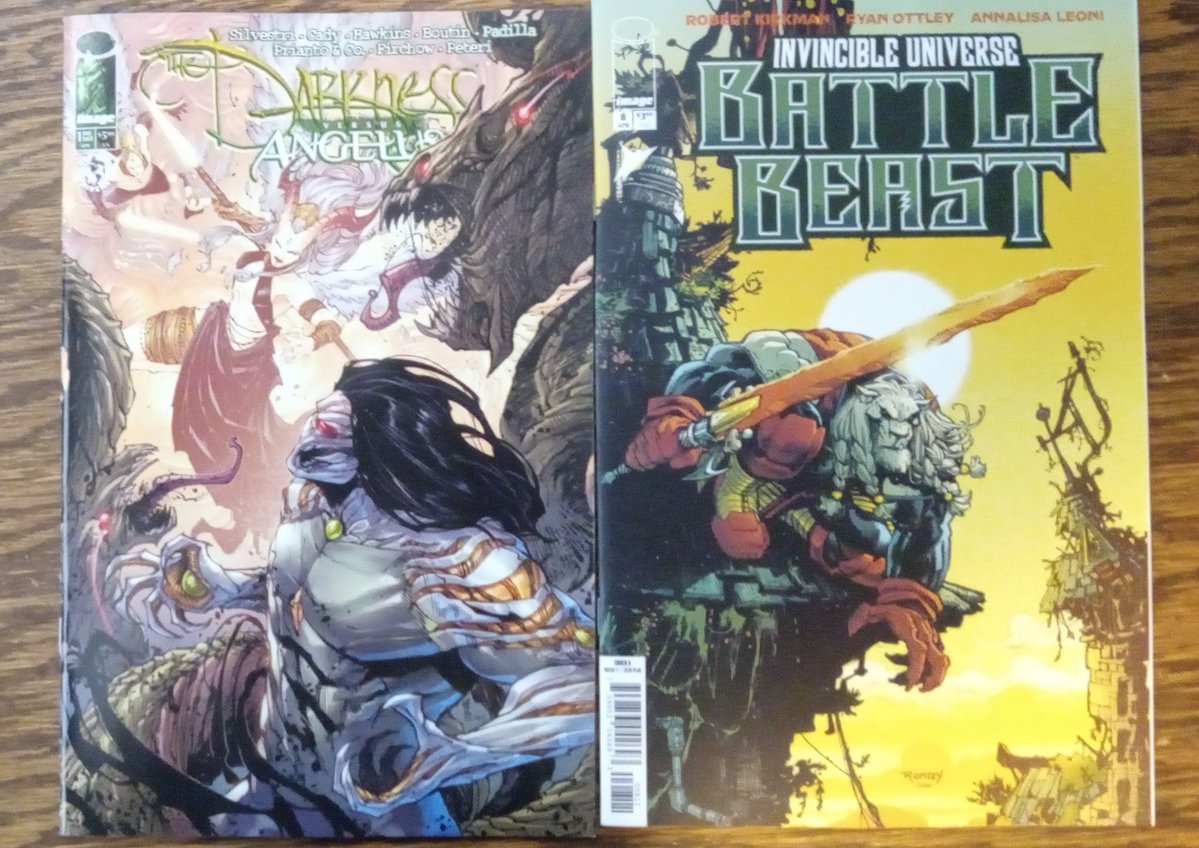 GodsGodNoGods's tweet image. #NowReading: 

#TheDarknessVersusAngelus #1 by @Marc_Silvestri &amp;amp; Arif Prianto &amp;amp; many more! @ImageComics @TopCow

#Invincible Universe - #BattleBeast #8 by @RobertKirkman Ryan Ottley &amp;amp; Annalisa Leoni