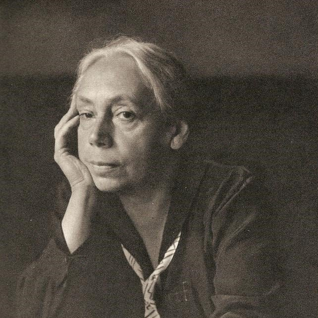 HistoryMattersX's tweet photo. 🇩🇪 Sunday #22April 1945, Käthe #Kollwitz died (77) in Moritzburg, Germany.

Born Käthe Schmidt in Königsberg, East Prussia (now Kaliningrad, Russia) on Monday 8 July 1867.

German graphic artist, sculptor and advocate for victims of social injustice, war and inhumanity.

🧵 1/ ⤵️ https://t.co/naubSn3634