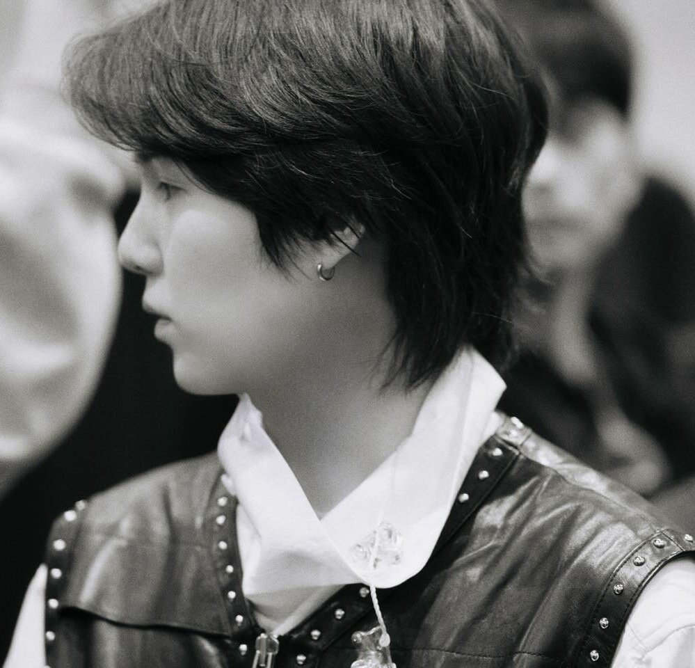 민 tweet media