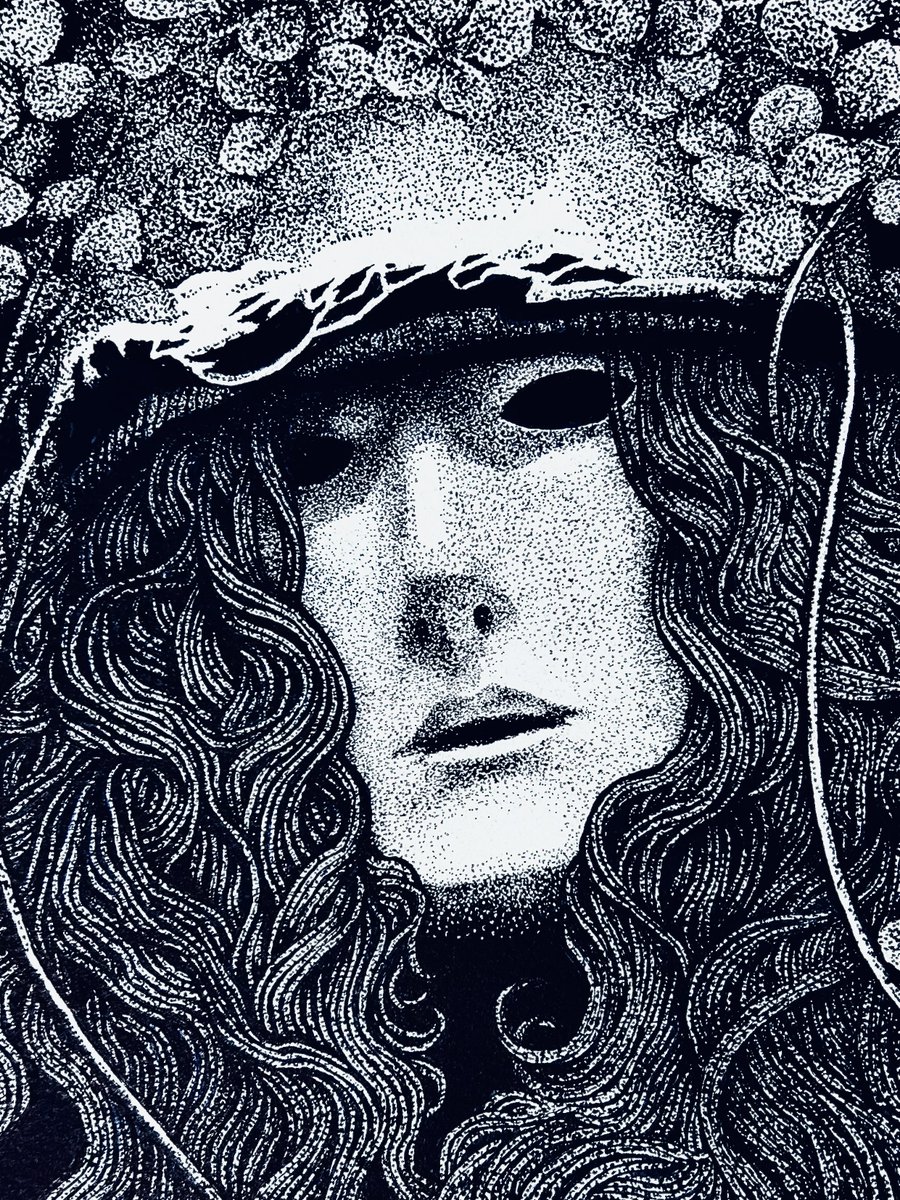 O9daYt's tweet image. 予定通り完成しました。
6月の展示に出展予定です。こちらの作品は非売品ですが、販売用の作品とハンドメイドを販売します。

#illustration #buckethead