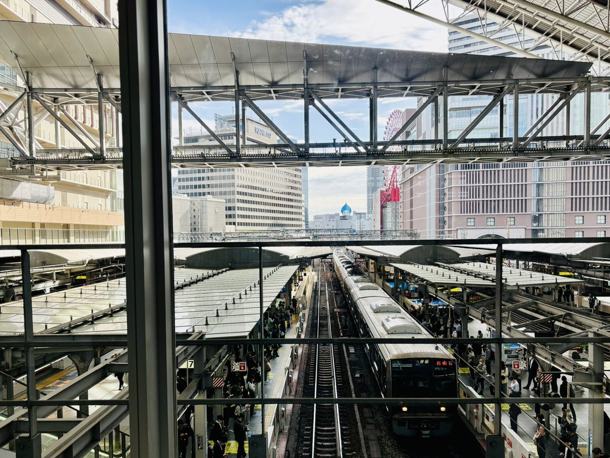 aqsw_withmay's tweet image. ちょいとおでかけ
#朝　#駅　#鱗雲