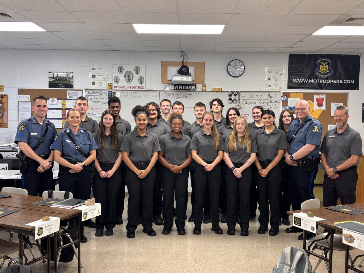 MSHPTrooperI's tweet photo. Huge shoutout to the Rolla Technical Center students who graduated today through Patrol University! 🚀🎓 Keep chasing big goals — this is just the beginning. https://t.co/FHMlJX8fJV