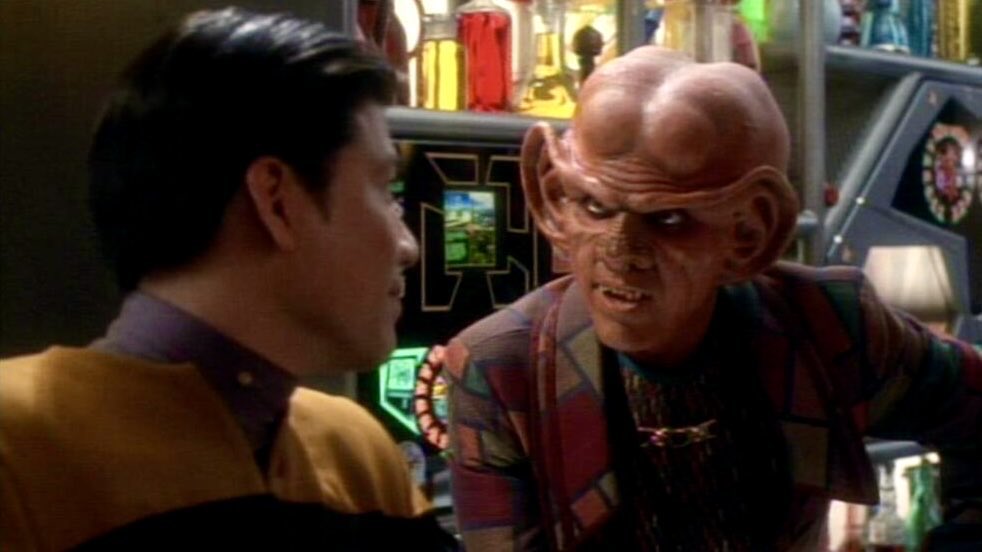 jaden1342's tweet image. DAY 1️⃣1️⃣2️⃣9️⃣ OF RETWEETING UNTIL @paramountplus ANNOUNCES A #STARTREKLEGACY SERIES WITH @TerryMatalas AS SHOWRUNNER!

#DS9 CHARACTERS SHOWING UP IN ANOTHER SERIES IS DEFINITELY A THING.

CONTINUE TO #BELOUD🖖 FOR MORE 25TH CENTURY TREK!