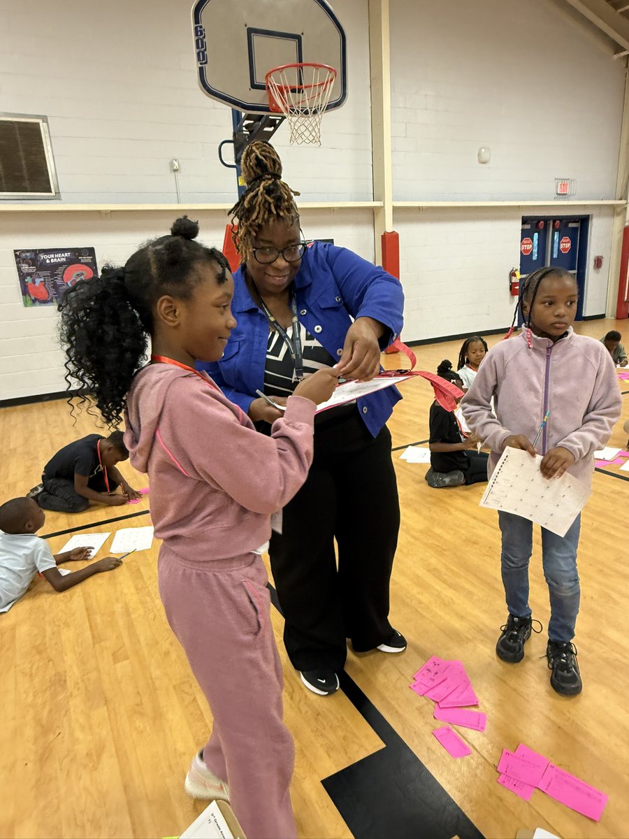 ayannademery05's tweet photo. Our students enjoyed a Math Extravaganza during Specials today—building skills, confidence, and a love for learning! 📐➕✨@BrookviewPandas @Dr_Benefield @alexbatesedu https://t.co/kXoJ9AJmYP