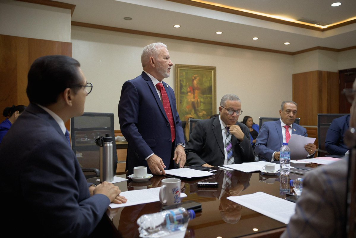 Antonio Taveras G. tweet media