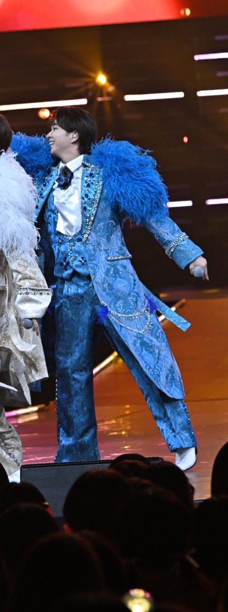 𝐤𝐢𝐫𝐚 tweet media