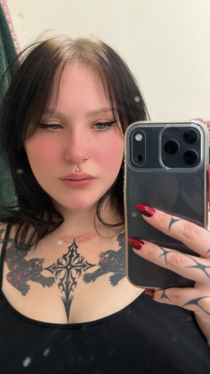 elle ౨ৎ tweet media