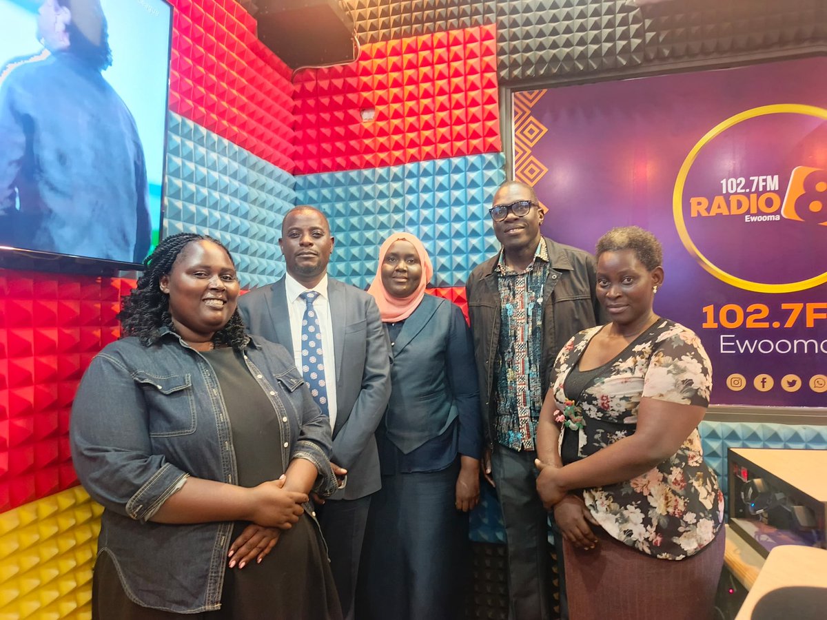 MoJCAUG's tweet image. Following a well-articulated two-hour on-air program, the DSG presented tokens of appreciation to show host and the Radio Manager.
#fostering strategic partnerships and strengthen stakeholder relations. @GCICUganda @JudiciaryUG @UgandaMediaCent @MoJCA_UG @radio8uganda