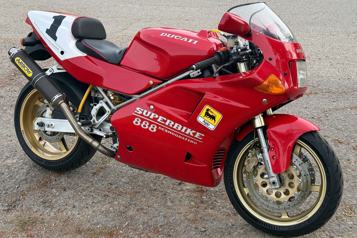 Bring a Trailer tweet media