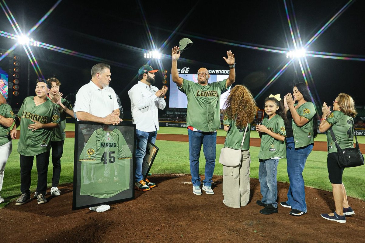 Mario Peniche G. tweet media