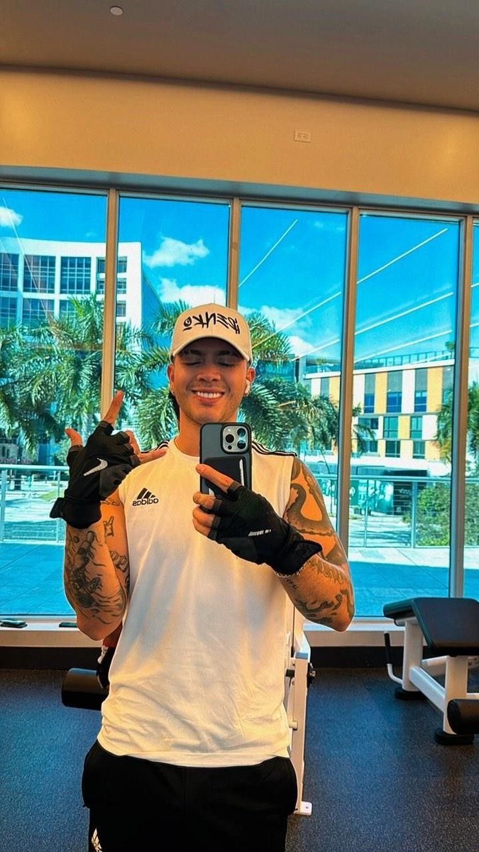𝑽𝒂𝒍𝒔 𝑳𝒐𝒂𝒊𝒛𝒂 🇭🇳 🦋(𝑱𝑼𝑲𝑰 Version) tweet media