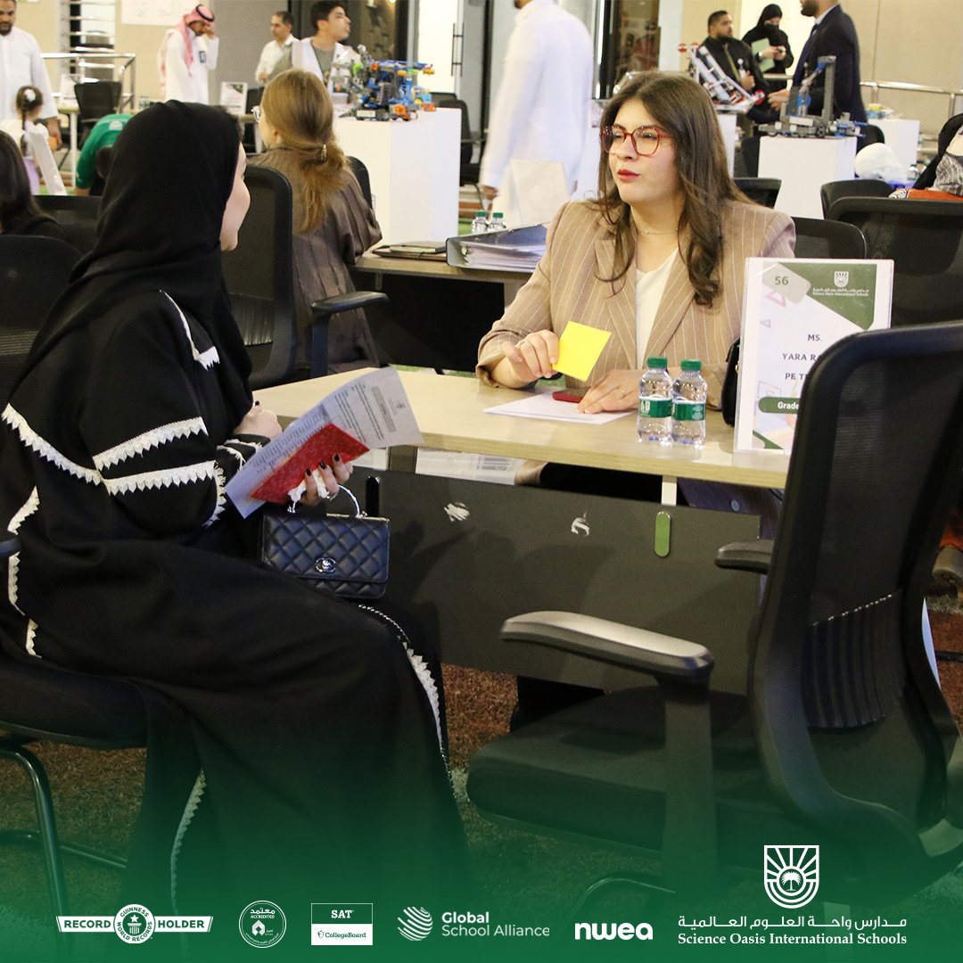 soissaudi's tweet image. Grateful for a successful Parent-Teacher Conference 📷📷
Thank you for being such an important part of our community!

#ScienceOasis #PTC #StrongerTogether #Education #SchoolCommunity