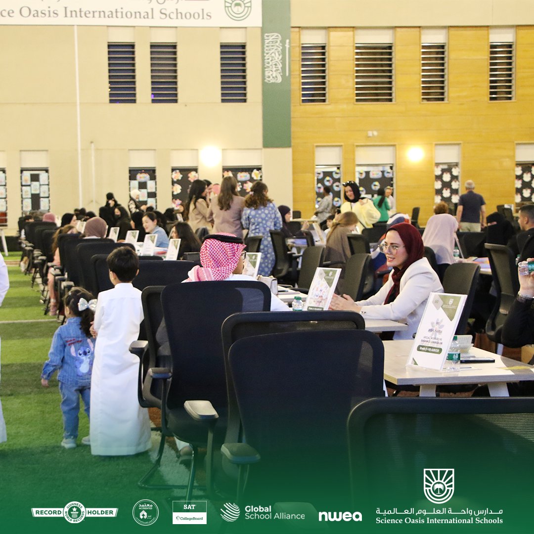 soissaudi's tweet image. Grateful for a successful Parent-Teacher Conference 📷📷
Thank you for being such an important part of our community!

#ScienceOasis #PTC #StrongerTogether #Education #SchoolCommunity