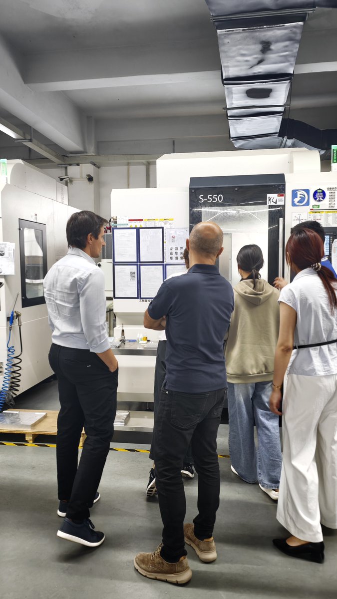 Zintilon's tweet image. CNC &amp;amp; PCB manufacturing hub tour vibes! 🔥 

3 buildings. State-of-the-art equipment. Zero compromises on precision. That's how we roll. 💪⚙️

Ready to level up your supply chain? Let's talk. 📩
#FactoryTour #CNCMachining #PCBManufacturing #Electronics #Hardware #IoT #Prototyping